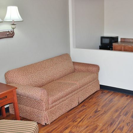 Rodeway Inn & Suites Колумбия Экстерьер фото