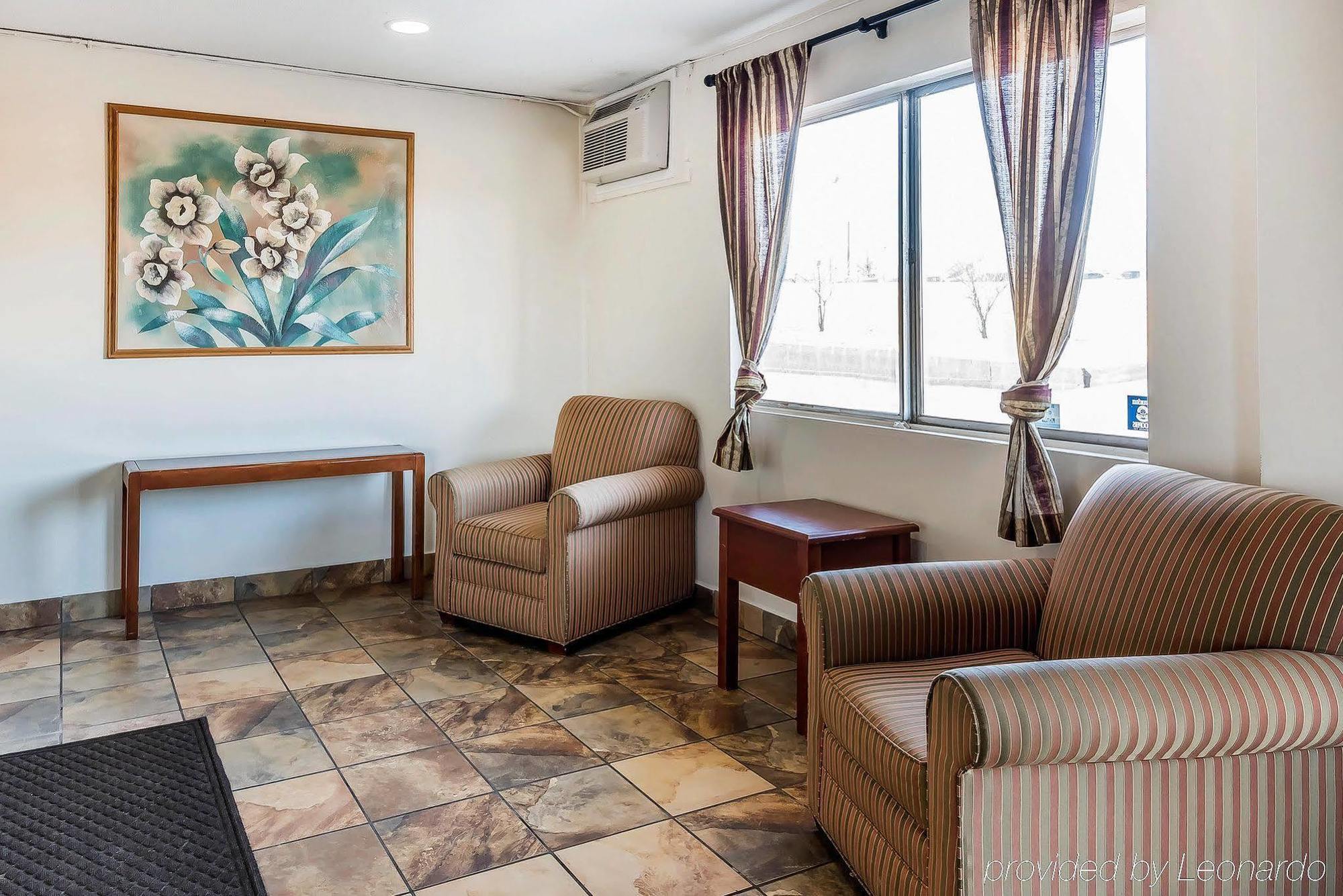Rodeway Inn & Suites Колумбия Экстерьер фото