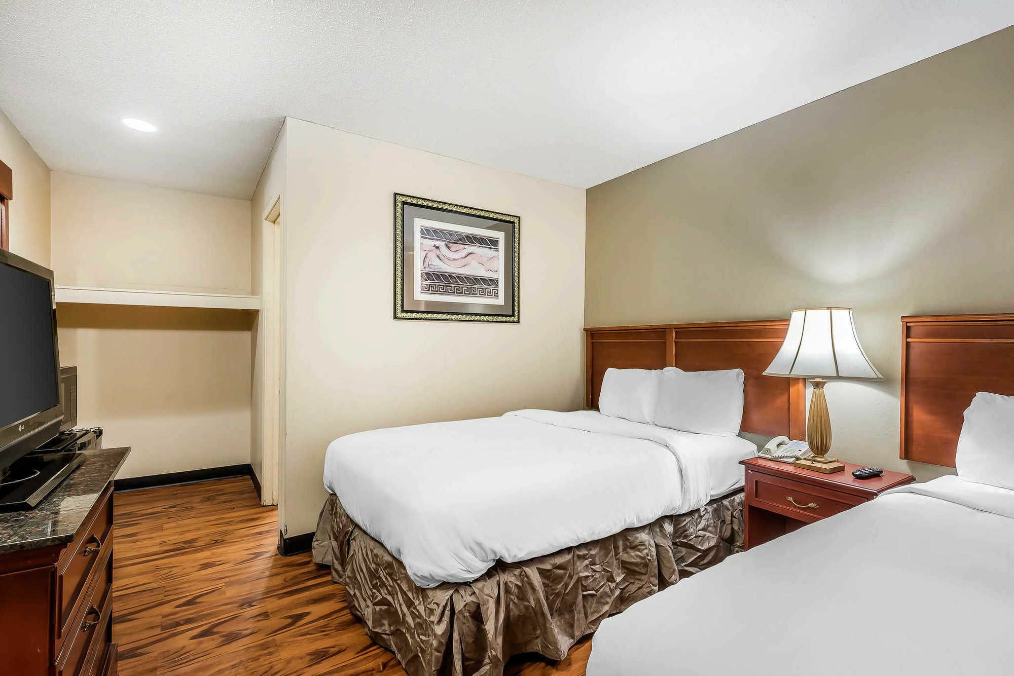 Rodeway Inn & Suites Колумбия Экстерьер фото