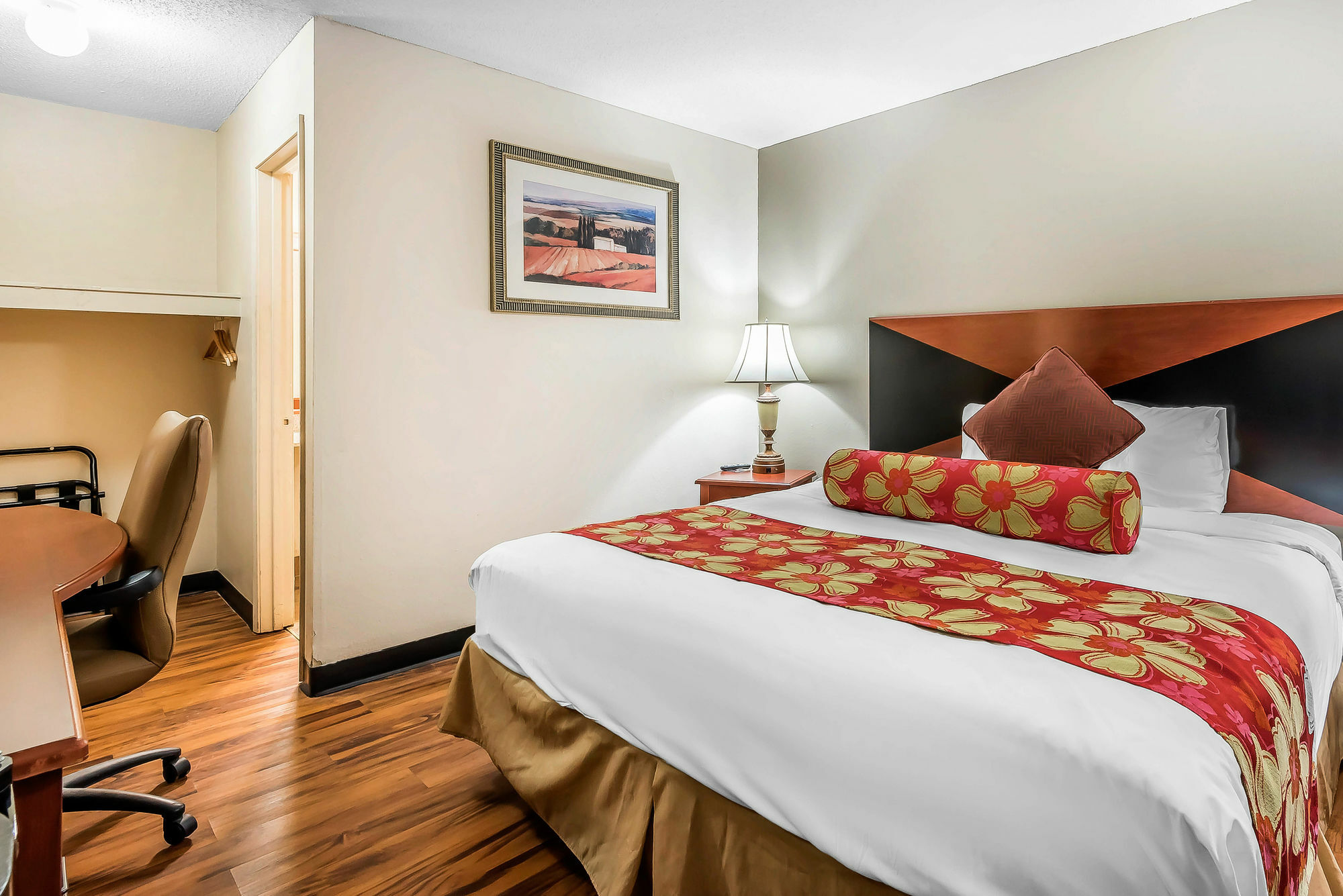 Rodeway Inn & Suites Колумбия Экстерьер фото